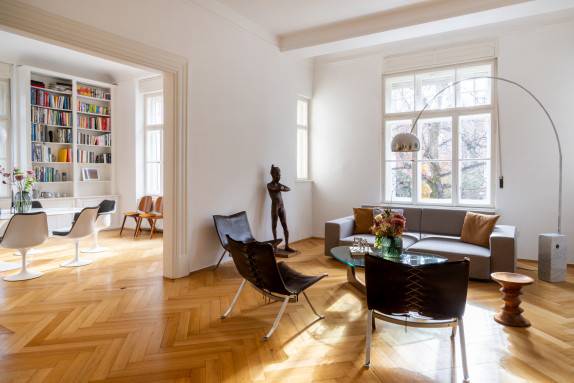 WEB Christine Mones 18